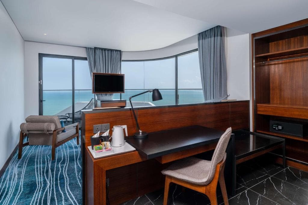 Hilton Garden Inn Da Nang - 40
