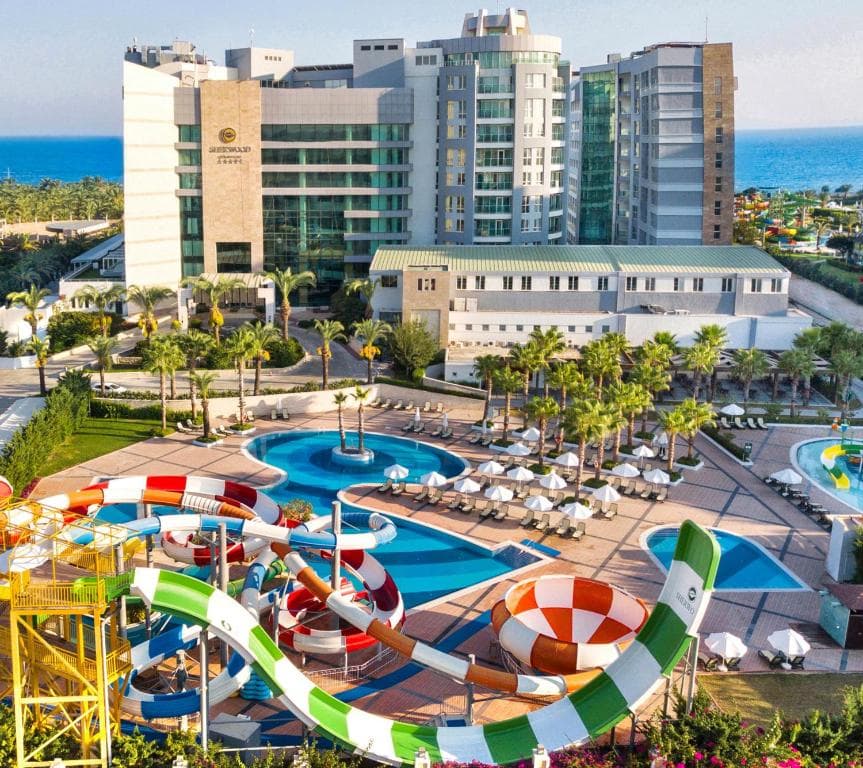 Sherwood Exclusive Lara (ex Sherwood Breezes) - 2