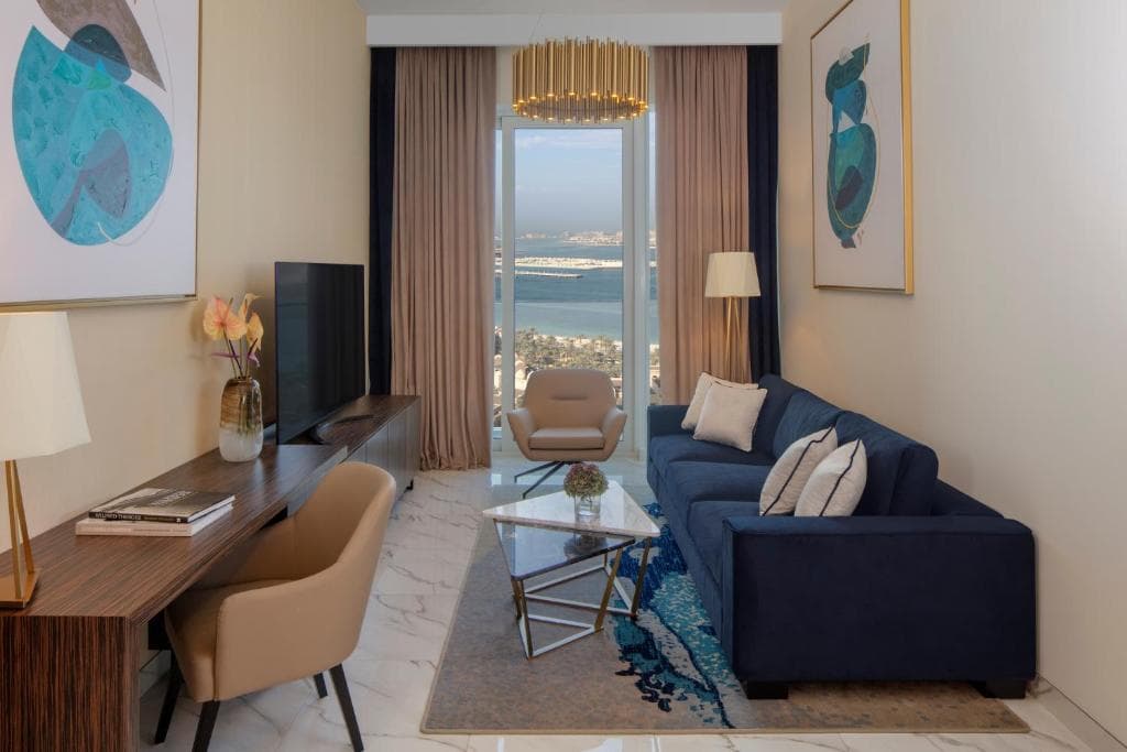 Avani Plus Palm View Dubai Hotel & Suites - 40