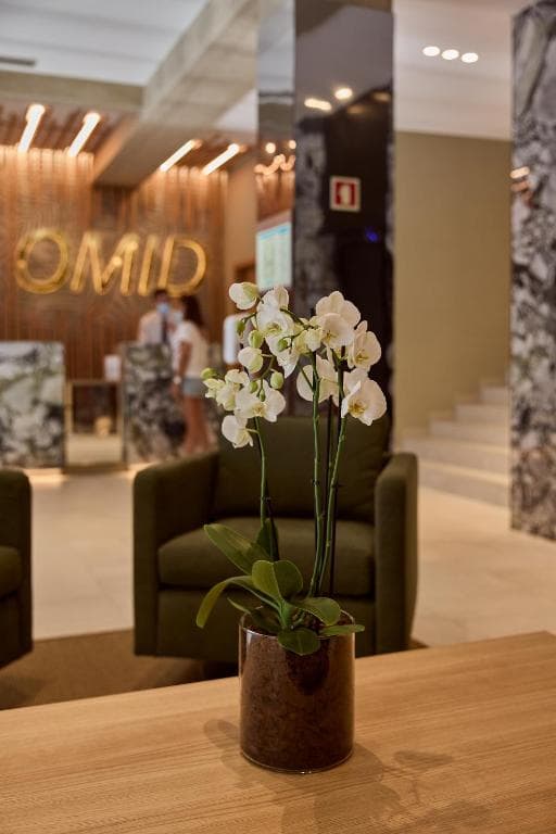 Omid Saldanha - 7