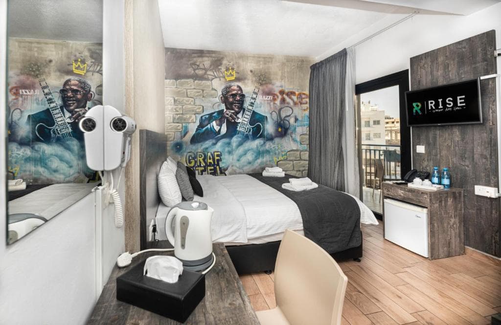 Rise Street Art Hotel - 40