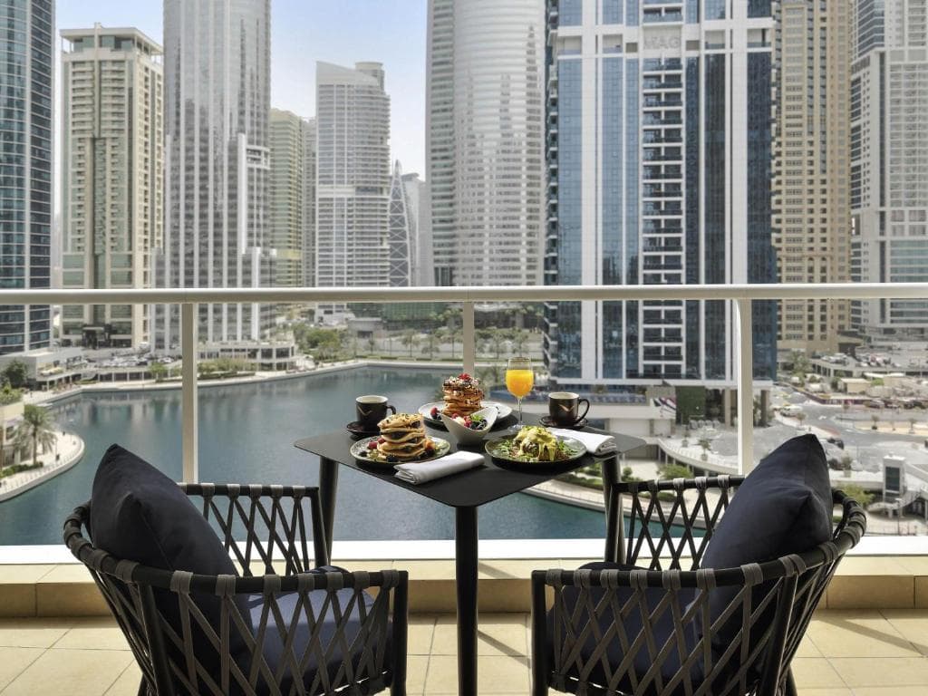 Movenpick Hotel Jumeirah Lakes Towers - 5