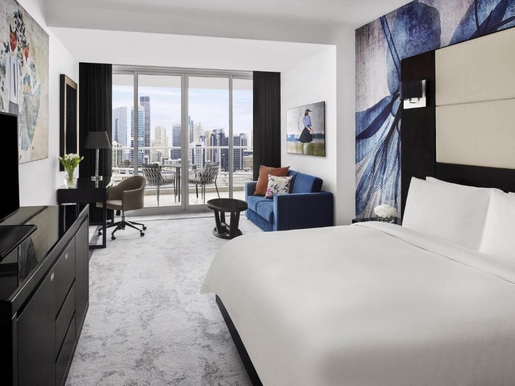 Movenpick Hotel Jumeirah Lakes Towers - 14