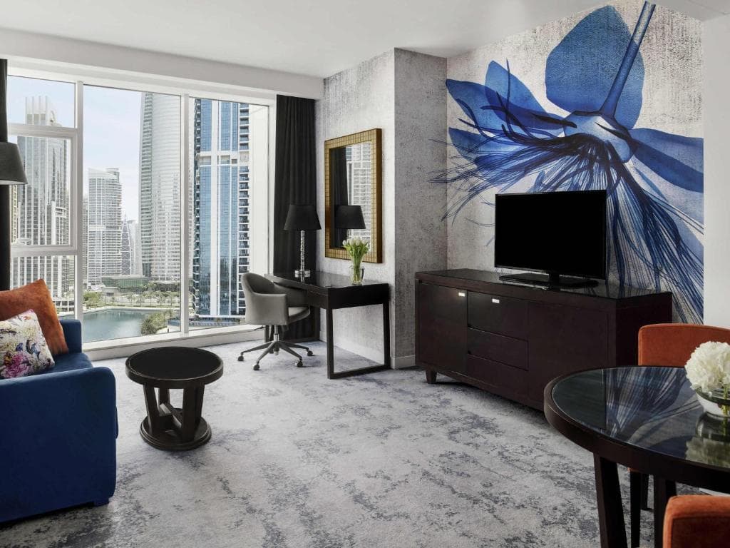 Movenpick Hotel Jumeirah Lakes Towers - 19