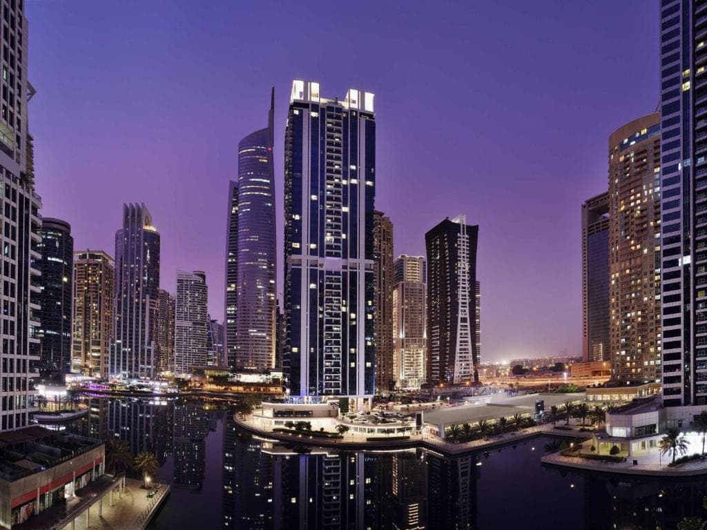 Movenpick Hotel Jumeirah Lakes Towers - 25