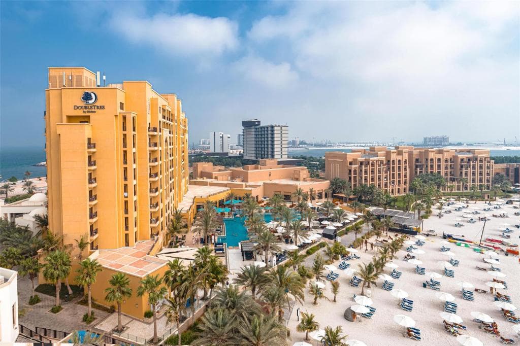 Hotel DoubleTree by Hilton Resort & Spa Marjan Island - 1