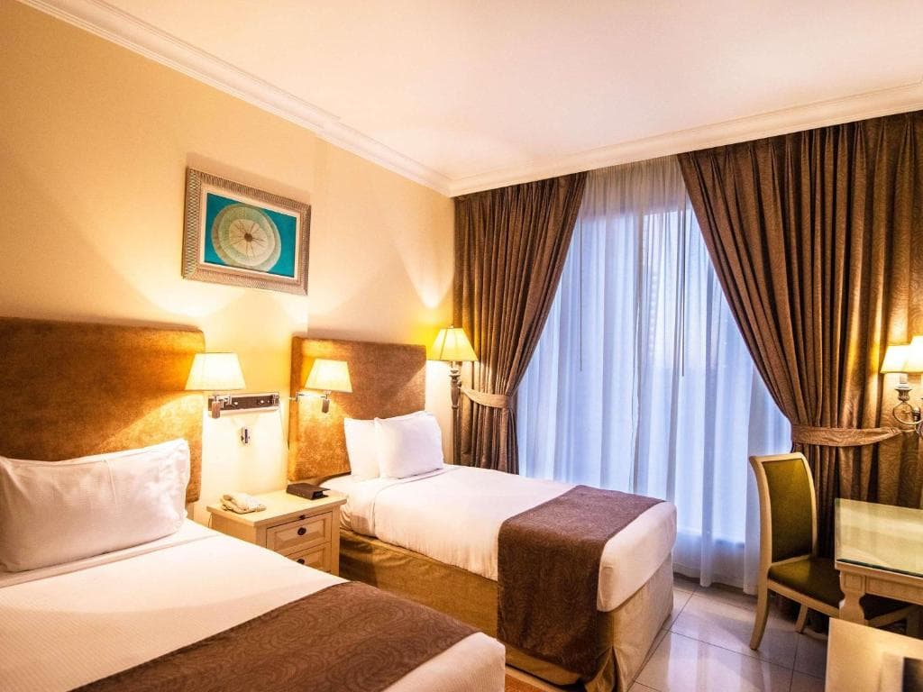 Hotel Mercure Barsha Heights Suites & Apartments Dubai - 19