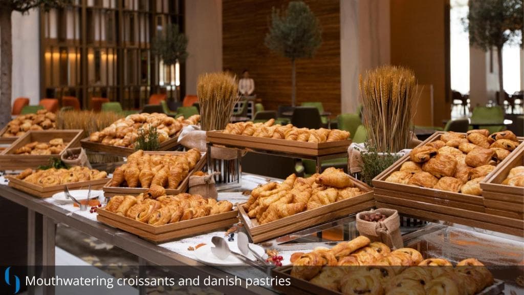 Grand Cosmopolitan Hotel - 8