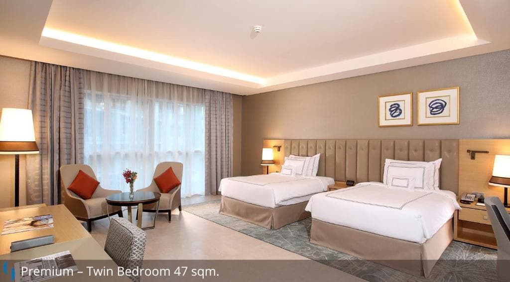 Grand Cosmopolitan Hotel - 23