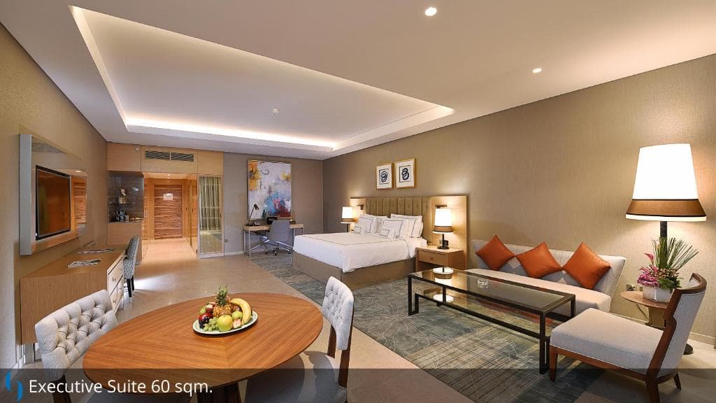 Grand Cosmopolitan Hotel - 27