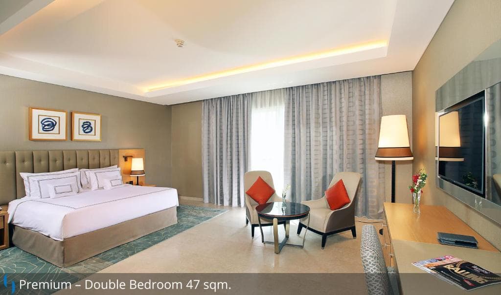 Grand Cosmopolitan Hotel - 38