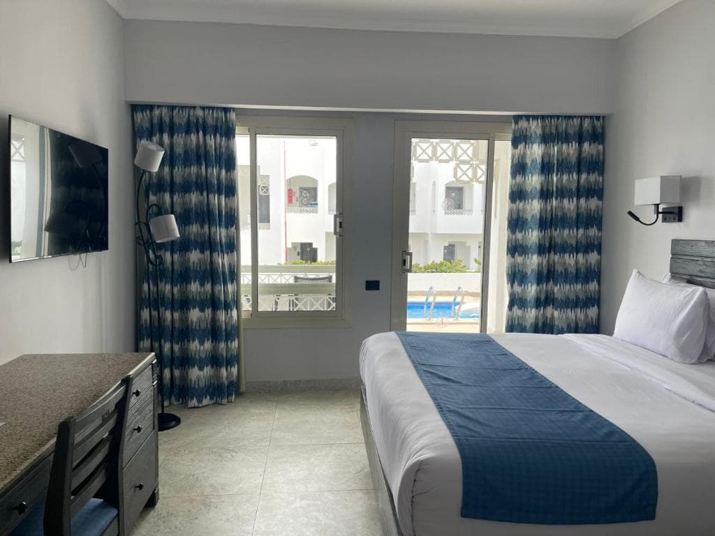 Invidia Coral Beach Resort Tiran (Ex. Rotana) - 33