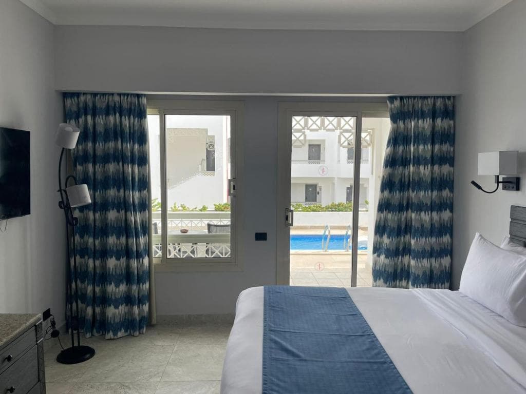 Invidia Coral Beach Resort Tiran (Ex. Rotana) - 36