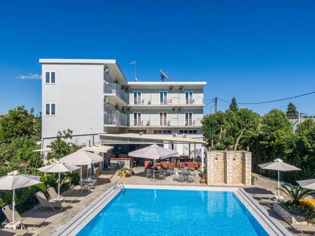 Angela Hotel & Apartments - 1