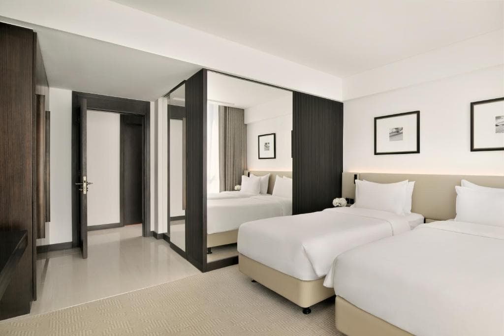 Sheraton Grand Hotel Dubai - 20