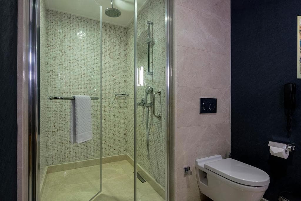 DoubleTree by Hilton Istanbul Topkapi - 28