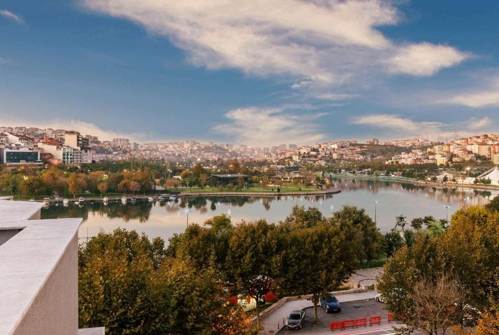 Ramada Hotel And Suites by Wyndham Istanbul Golden Horn - 27