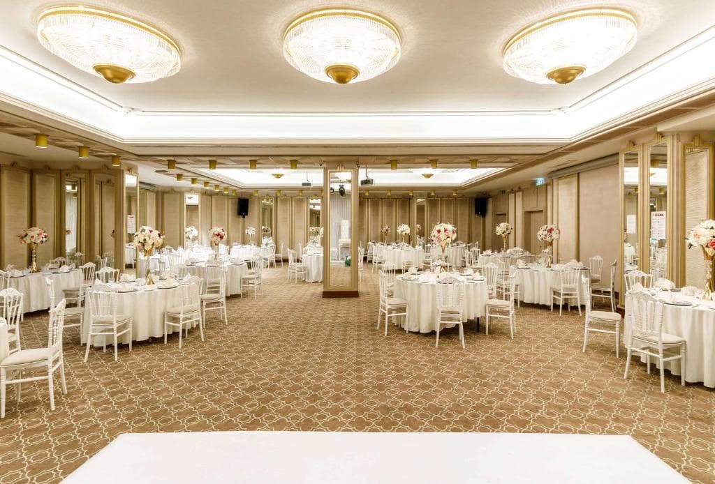 Ramada Hotel And Suites by Wyndham Istanbul Golden Horn - 31