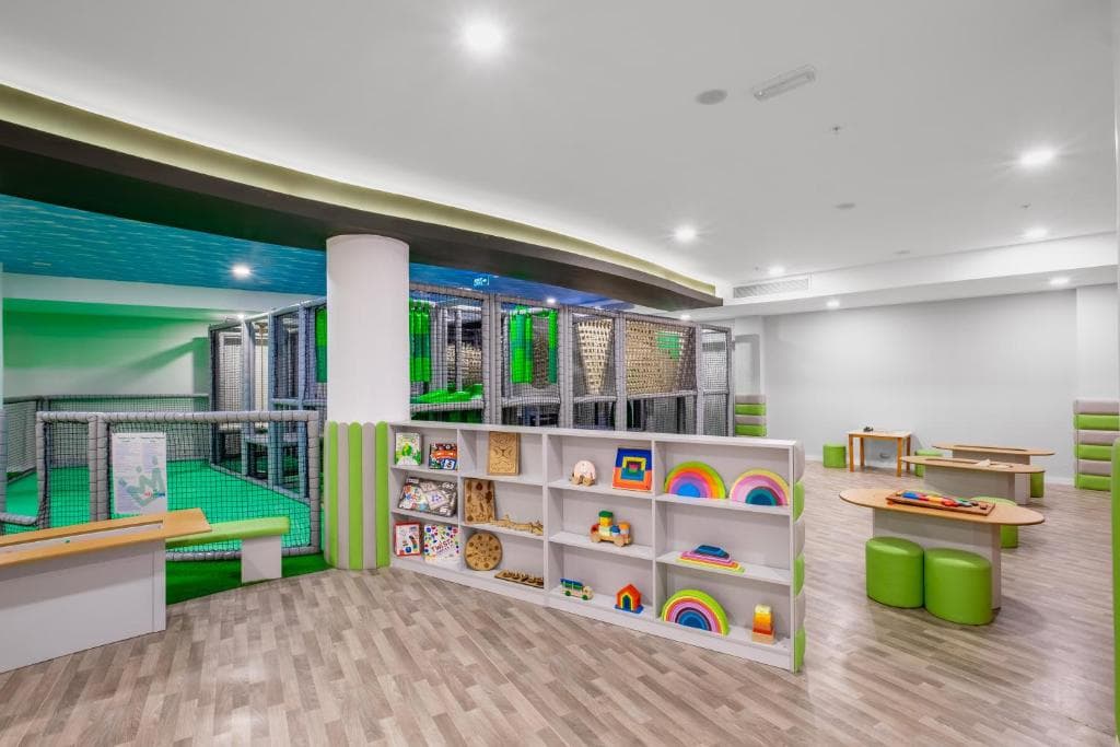 Rubi Platinum Sign - 25