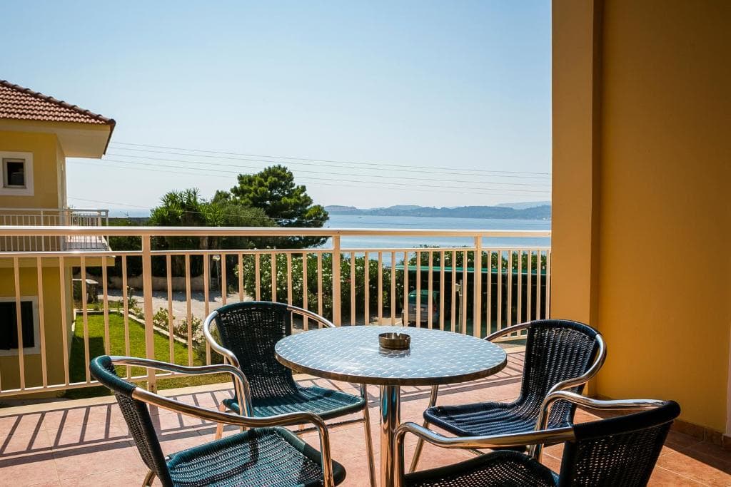 Lassi Hotel - 8