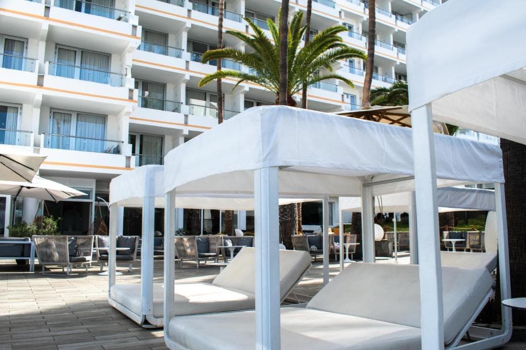 Coral Ocean View - 18