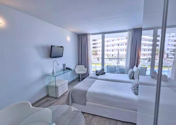 Coral Ocean View - 36