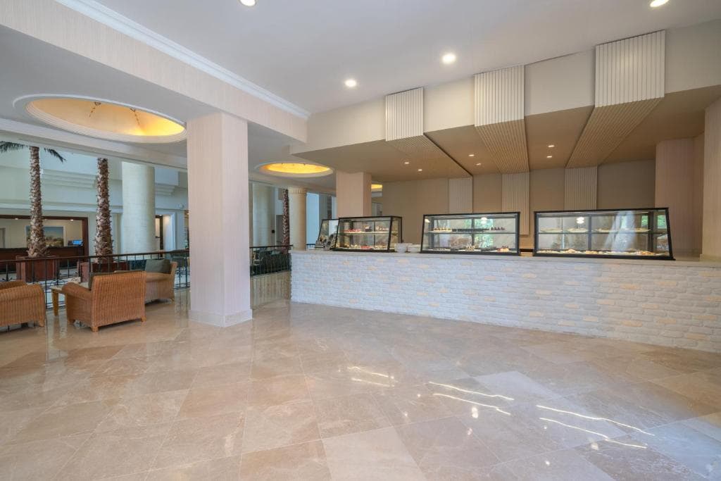 The Norm Oriental Hotel - 38