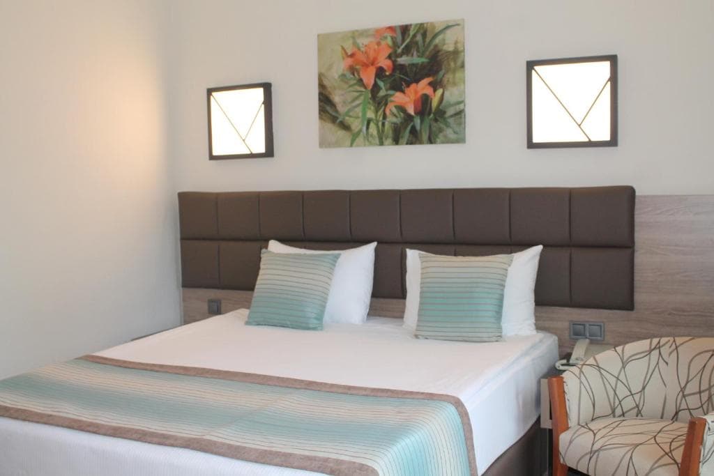 Kimeros Park Holiday Village - 11