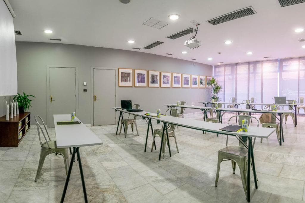 Sercotel Madrid Aeropuerto - 42