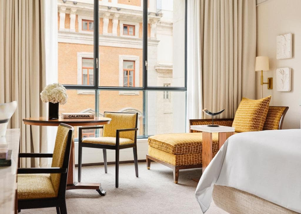 Four Seasons Hotel Madrid - 19