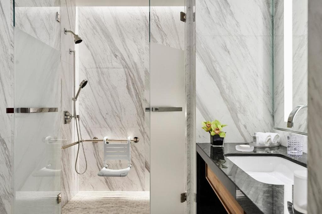 Four Seasons Hotel Madrid - 40