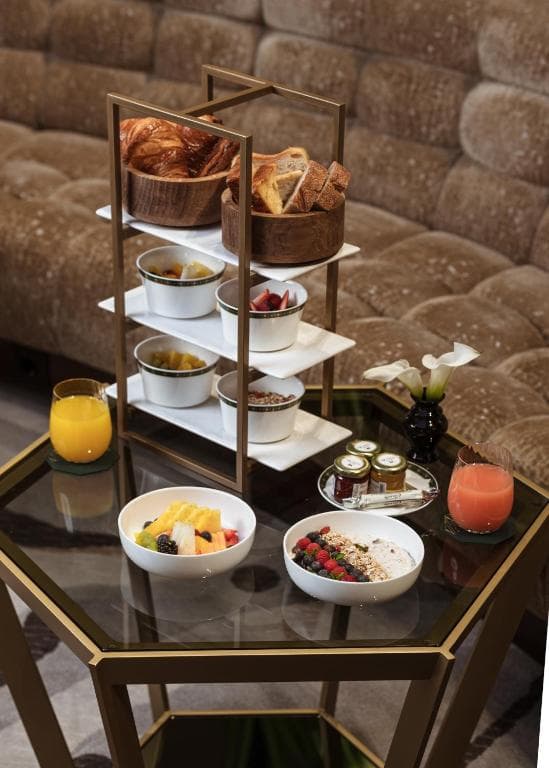 Four Seasons Hotel Madrid - 44