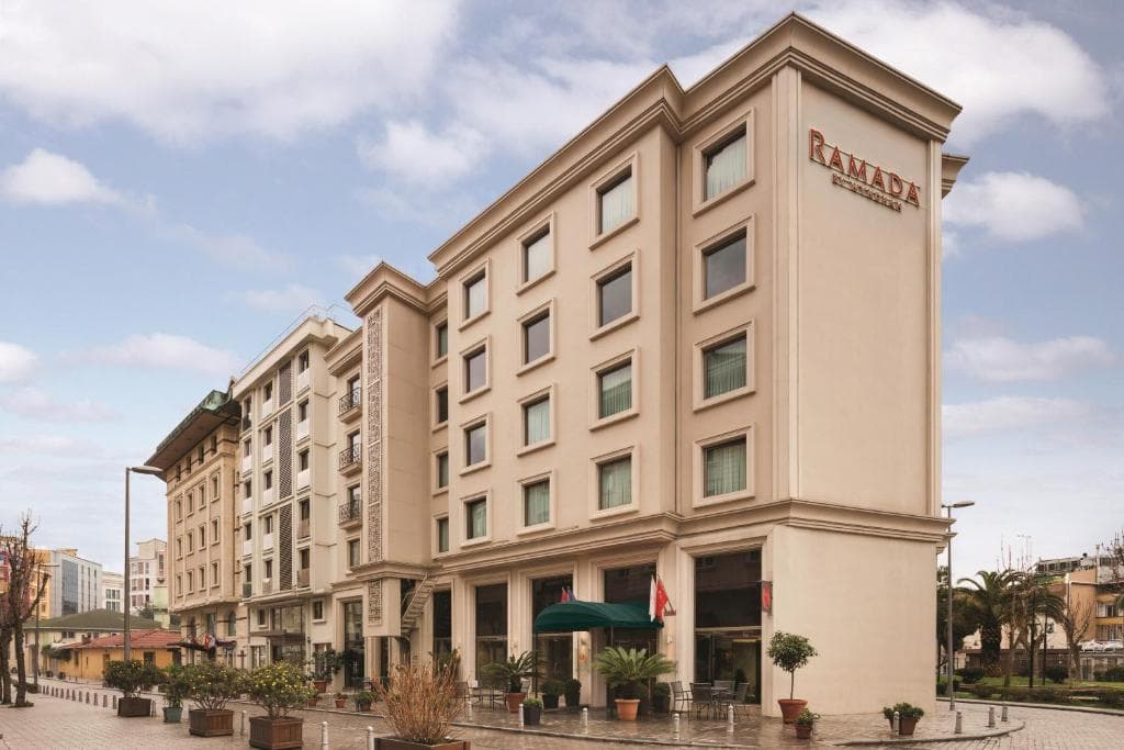 Ramada by Wyndham Istanbul Grand Bazaar - 1
