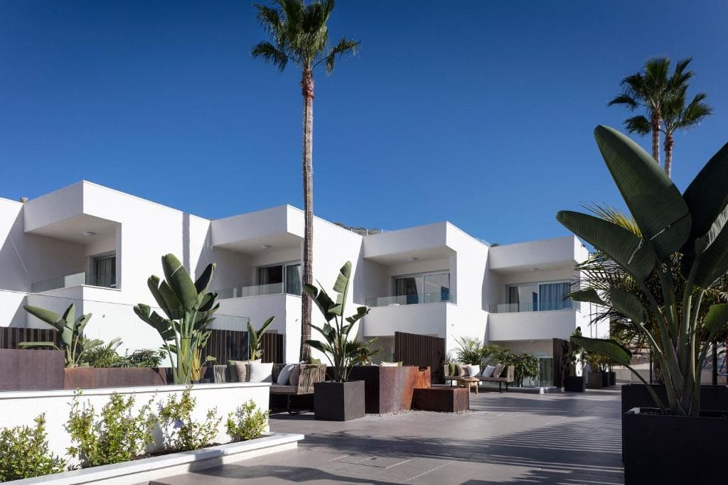 Ohasis Boutique Suites - 25