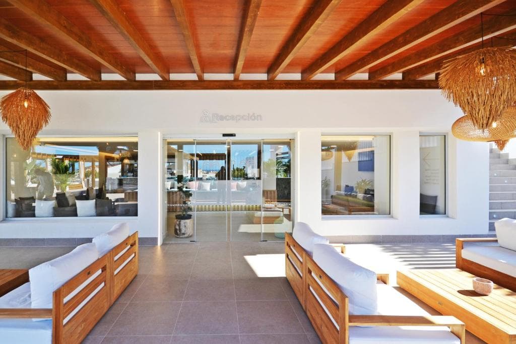 Ohasis Boutique Suites - 41