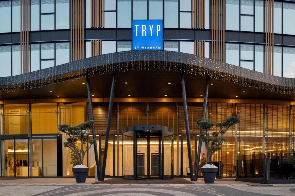 Hotel Tryp by Wyndham Istanbul Beyoglu - 1