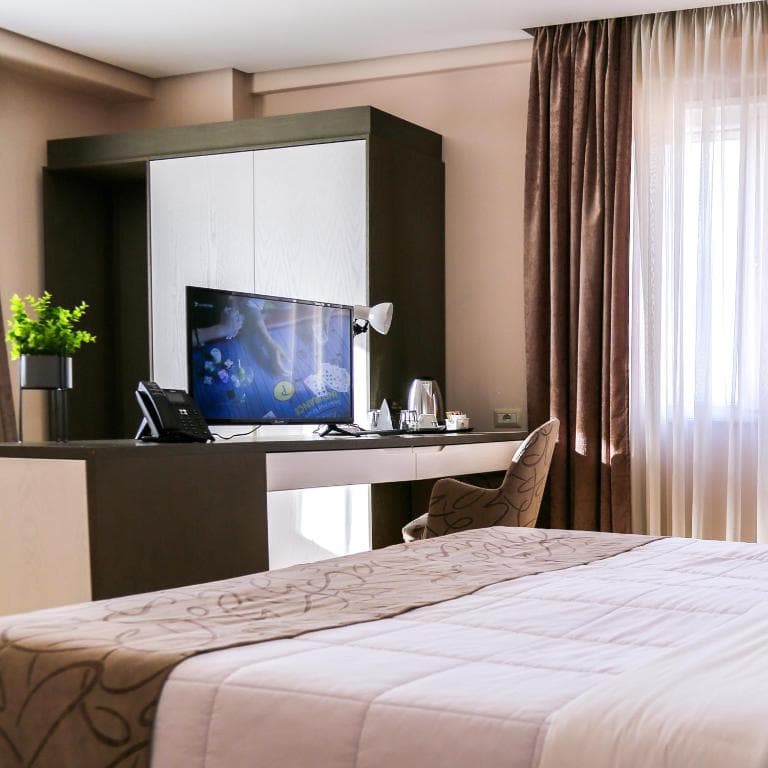 Doanesia Premium Hotel & Spa - 12