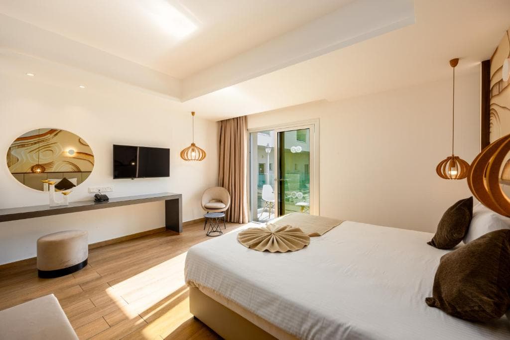 Melpo Antia Hotel & Suites - 15