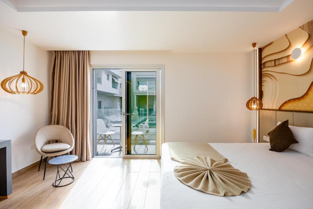 Melpo Antia Hotel & Suites - 17