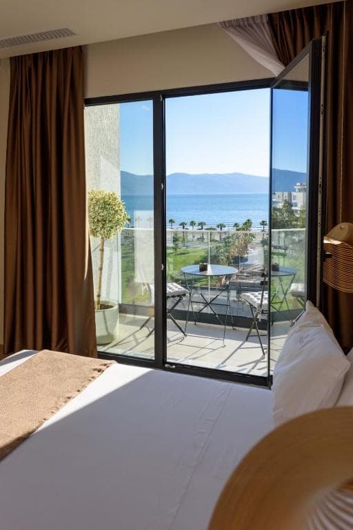 Mahoro Boutique Hotel - 4