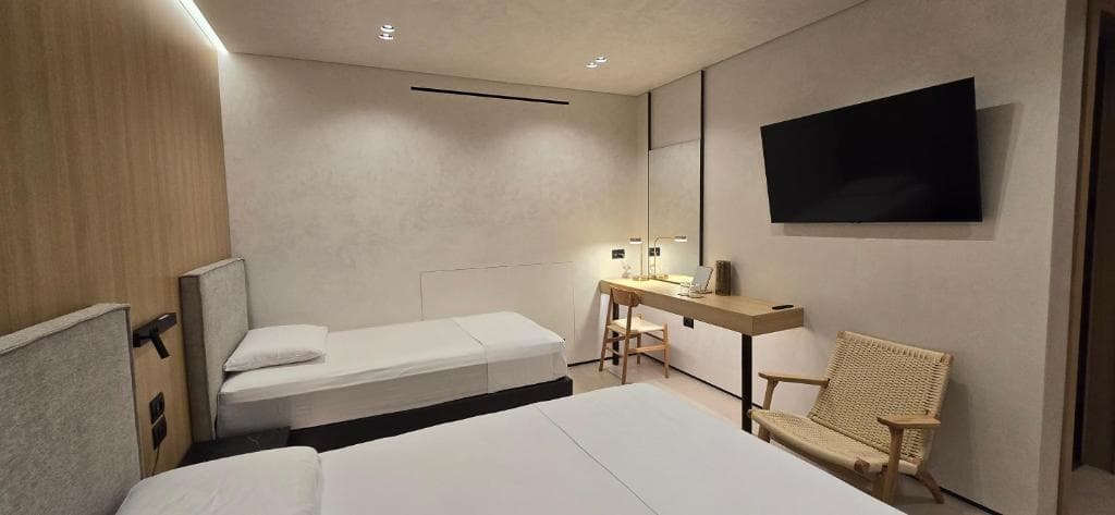 Hotel Lion Gate - 41