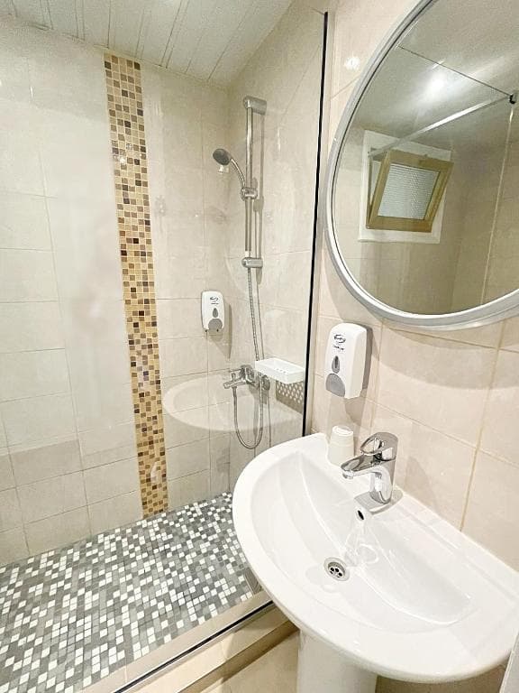 Antonis G. Hotel Apartments - 3