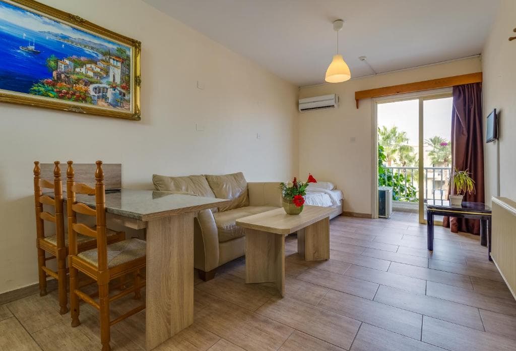 Antonis G. Hotel Apartments - 16