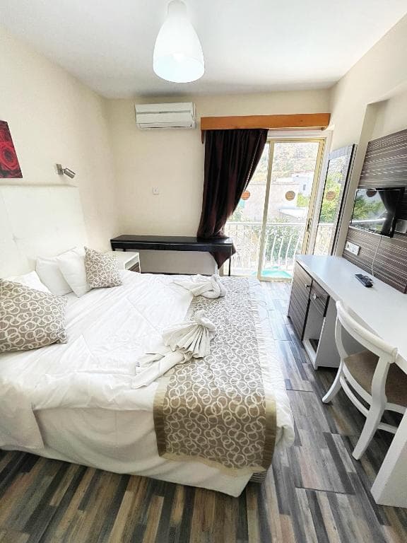 Antonis G. Hotel Apartments - 18