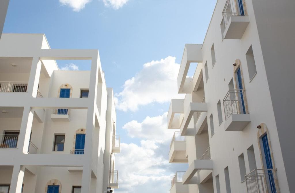 LIV & CO Suites & Villas - 12