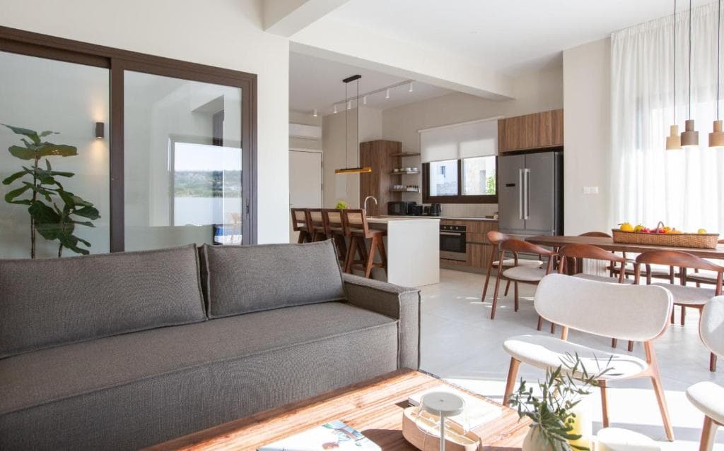 LIV & CO Suites & Villas - 13