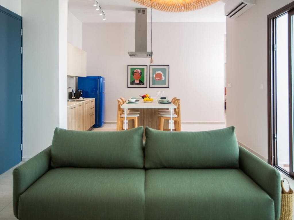 LIV & CO Suites & Villas - 16