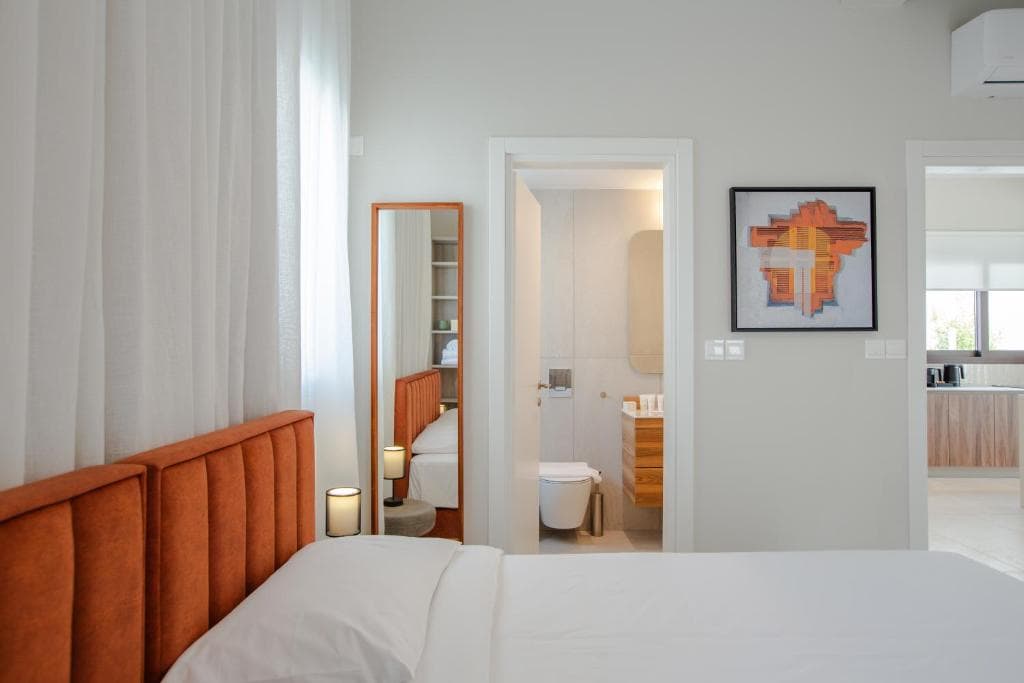 LIV & CO Suites & Villas - 34