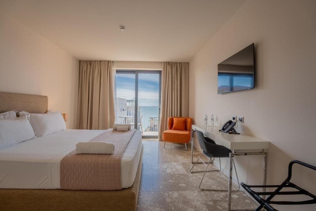 Durres Bay Hotel - 3