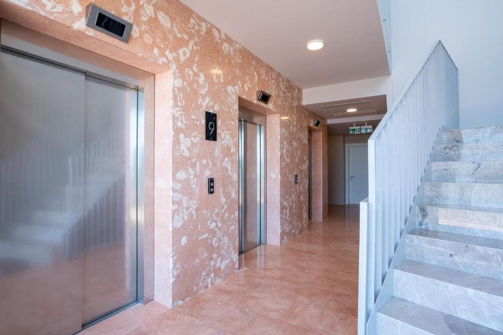 Durres Bay Hotel - 36